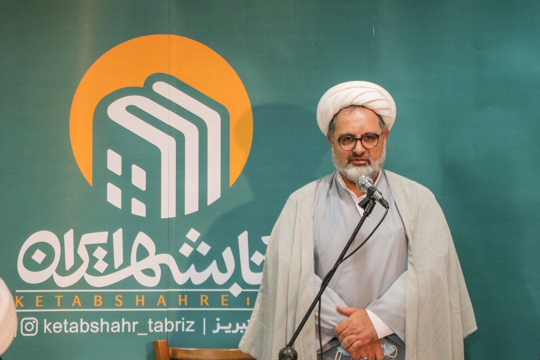 &laquo;کتاب&zwnj;شهر تبریز&raquo; پاتوق فرهنگی است/ ضرورت اشاعه فرهنگ کتابخوانی