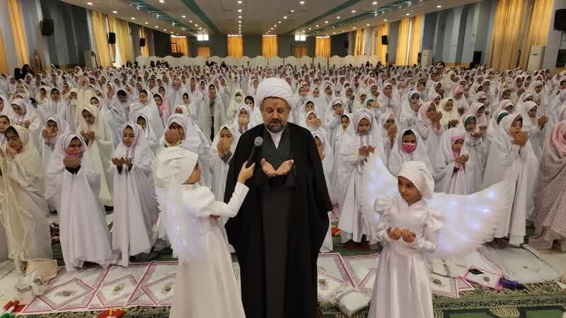 برگزاری جشن تکلیف فرشتههای زمینی رباط کریم برگزاری جشن تکلیف فرشتههای زمینی رباط کریم