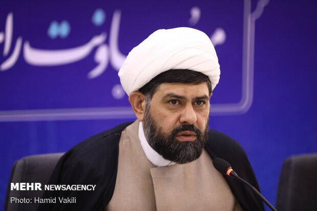 روایت&zwnj;&lrm;های دردمندانه متروپل حمایت می شود