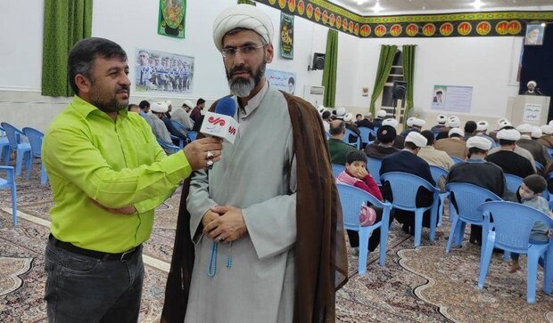 پیشگامی لامرد در شبکه سازی روحانیت پیشگامی لامرد در شبکه سازی روحانیت