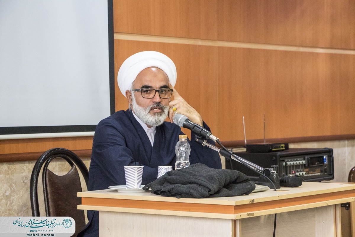 &laquo;فضای مجازی&raquo; ابزاری مهم در جهاد تبیین است