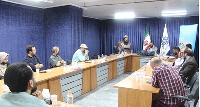 نشست هم اندیشی و تجلیل از اساتید دوره‌های آموزشی حوزه هنری برگزار شد

 