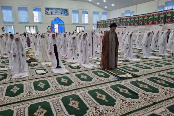 جشن تکلیف ۱۸۰ دانش آموز شهرستان لنده برگزار شد