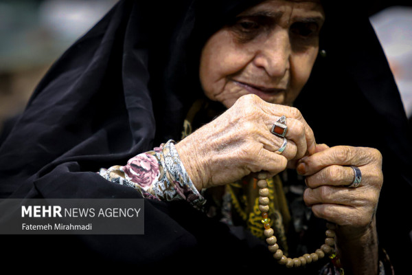 مراسم قرائت دعای عرفه