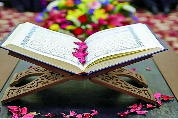 تلاوت قرآن آغازگر برنامه‌های عزاداری در ملایر