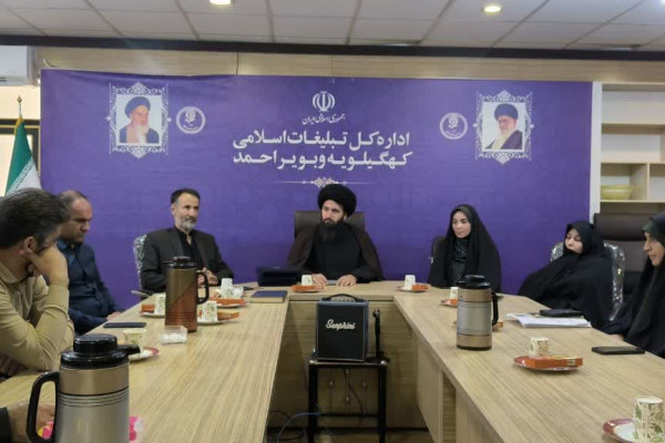 جلسه تجلیل از برگزیده‌های مهرواره هوای نو برگزار شد