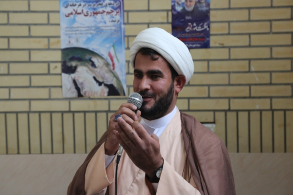 اولین جشن خیابانی غدیر در شهر آلونی؛ مردم پای کار آمدند