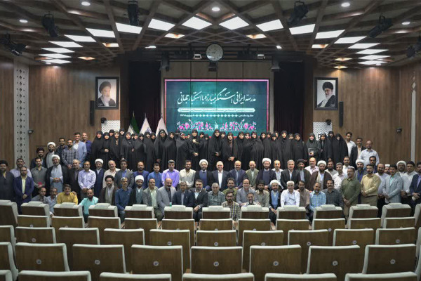 رونمایی از شعار «مدرسه ایرانی؛ سنگر مبارزه با استکبار جهانی»