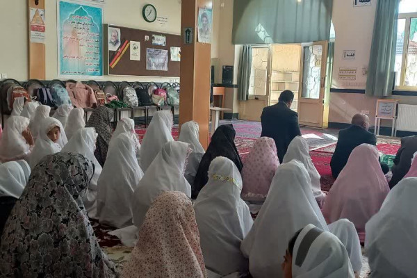 اجرای برنامه سه میم در مدارس ایوان