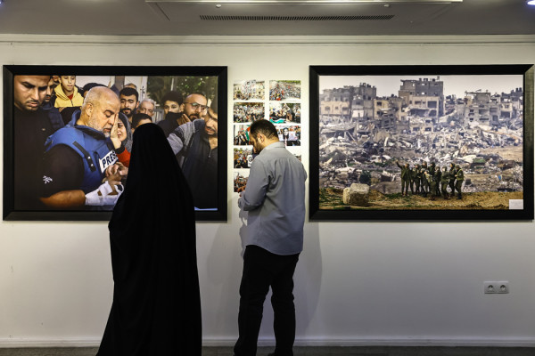 افتتاح نمایشگاه عکس با طوفان الاقصی