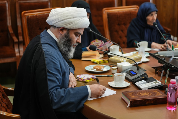 نشست هیئت امنای بنیاد ملی مردمی نهضت پیشرفت بانوان