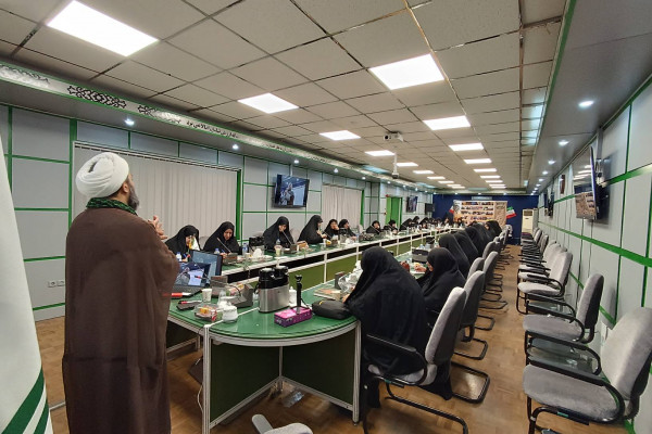 مهارت‌های کلامی و فراکلامی لازمه پرده‌خوانی است