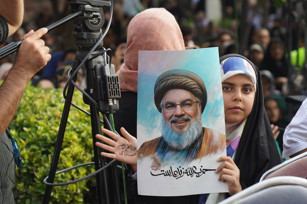 محفل کا جشن حافظ شیرازی کے مزار پر