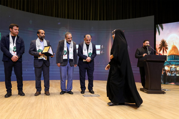 سوگوارہ دارالحکومت موکب‌ها: اربعین کی تقریب فن کے ذریعے