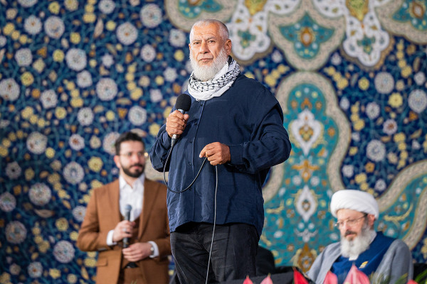 Крупнейшее в мире Корановое собрание в Мешхеде