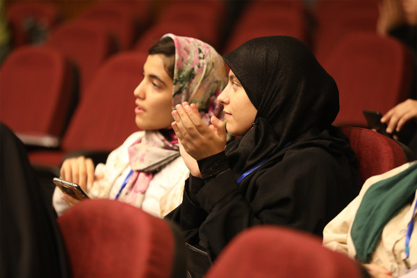 «هيستوري»؛ حملة للقراءة خاصة بالمراهقين