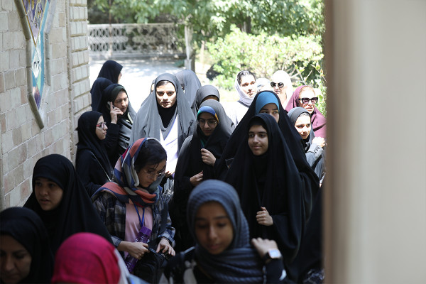 «ہسٹری»؛ نوجوانوں کے لیے خصوصی مطالعہ مہم