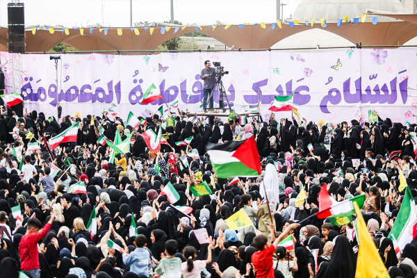 Акция «Как звезда» — крупнейший праздник для девушек в Иране