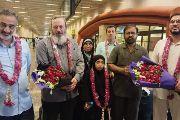 “Mahfel” TV Program: Quranic Celebrations in Iran and Around the World