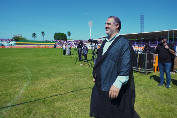 “Mahfel” TV Program: Quranic Celebrations in Iran and Around the World