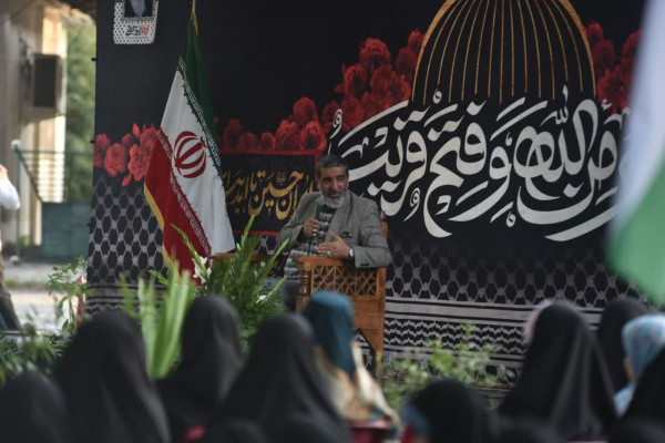 اجتماع بزرگ جوانان انقلابی در دانشگاه گلستان