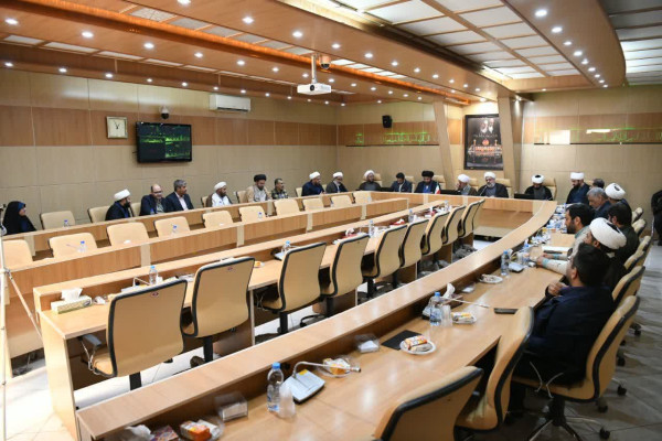 نشست هم اندیشی شورای هماهنگی و گسترش فعالیت‌های قرآنی استان فارس در شیراز