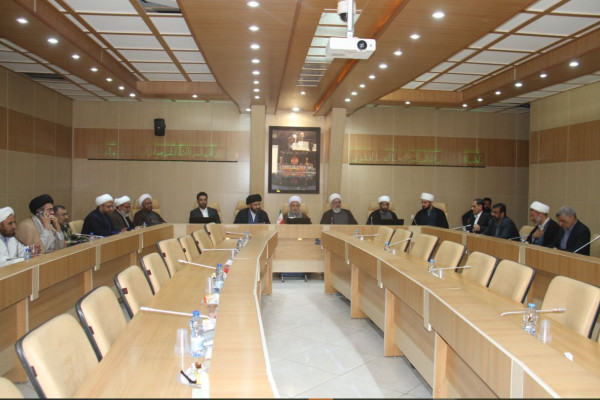 نشست هم اندیشی شورای هماهنگی و گسترش فعالیت‌های قرآنی استان فارس در شیراز