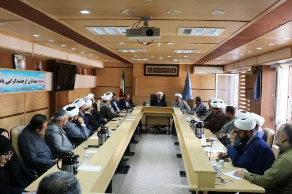 نشست هم‌اندیشی مدیرکل امور مجلس سازمان تبلیغات در کردستان