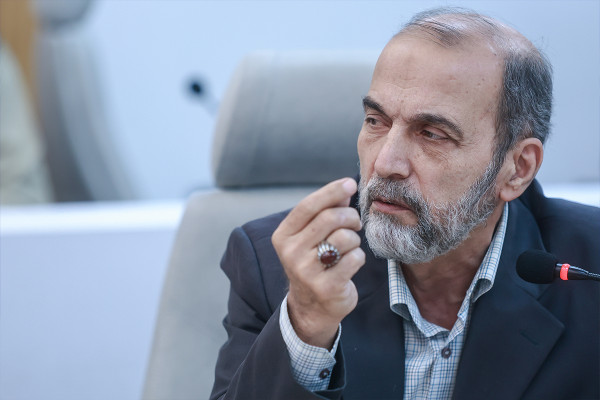 نشست هم‌اندیشی «زندگی با آیه‌ها»