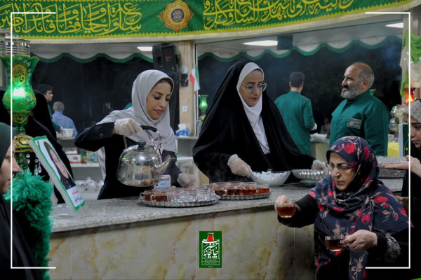 چایخانه حضرت رضا(ع)میزبان مدافعان سلامت شد