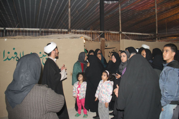 بازدید مدیرکل تبلیغات اسلامی فارس از نمایشگاه فرهنگی موکب انتظار در شهرک بزین شیراز