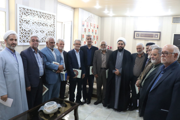 دیدار شورای عالی پیشکسوتان ستایشگری با مدیرکل تبلیغات اسلامی استان کرمان