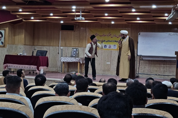 دورهمی معلمان علوم و معارف اسلامی صدرای شهرستان یزد با حضور استاندر یزد