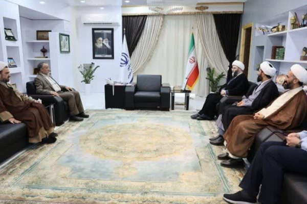 «محفل» ادامه‌ می‌یابد