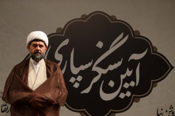 اگر قرار بود در ساختارها بمانیم انقلاب پیش نمی‌رفت