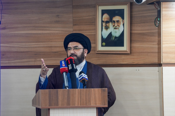 تقدیر از دو قهرمان پارالمپیک ایران